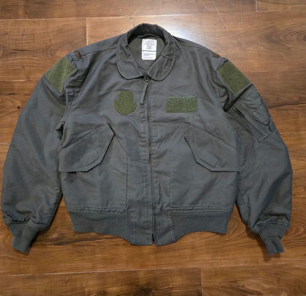 Vintage Military Men's Summer Type CWU - 36/P Military Green MIL-J-83382C Size L